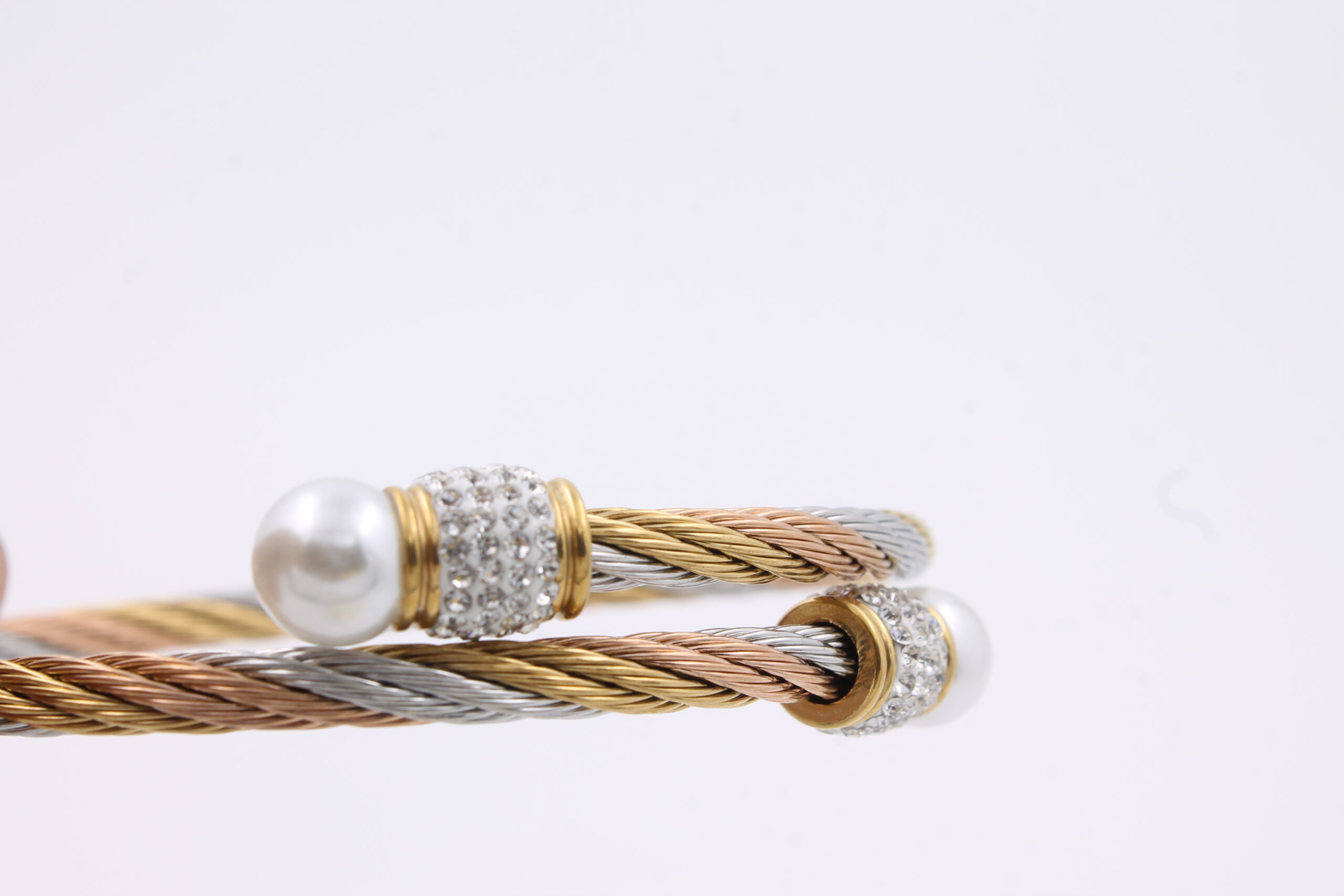 KADA TYPE ROUND OR WIND UP GOLDEN BRACELATE - Image 2