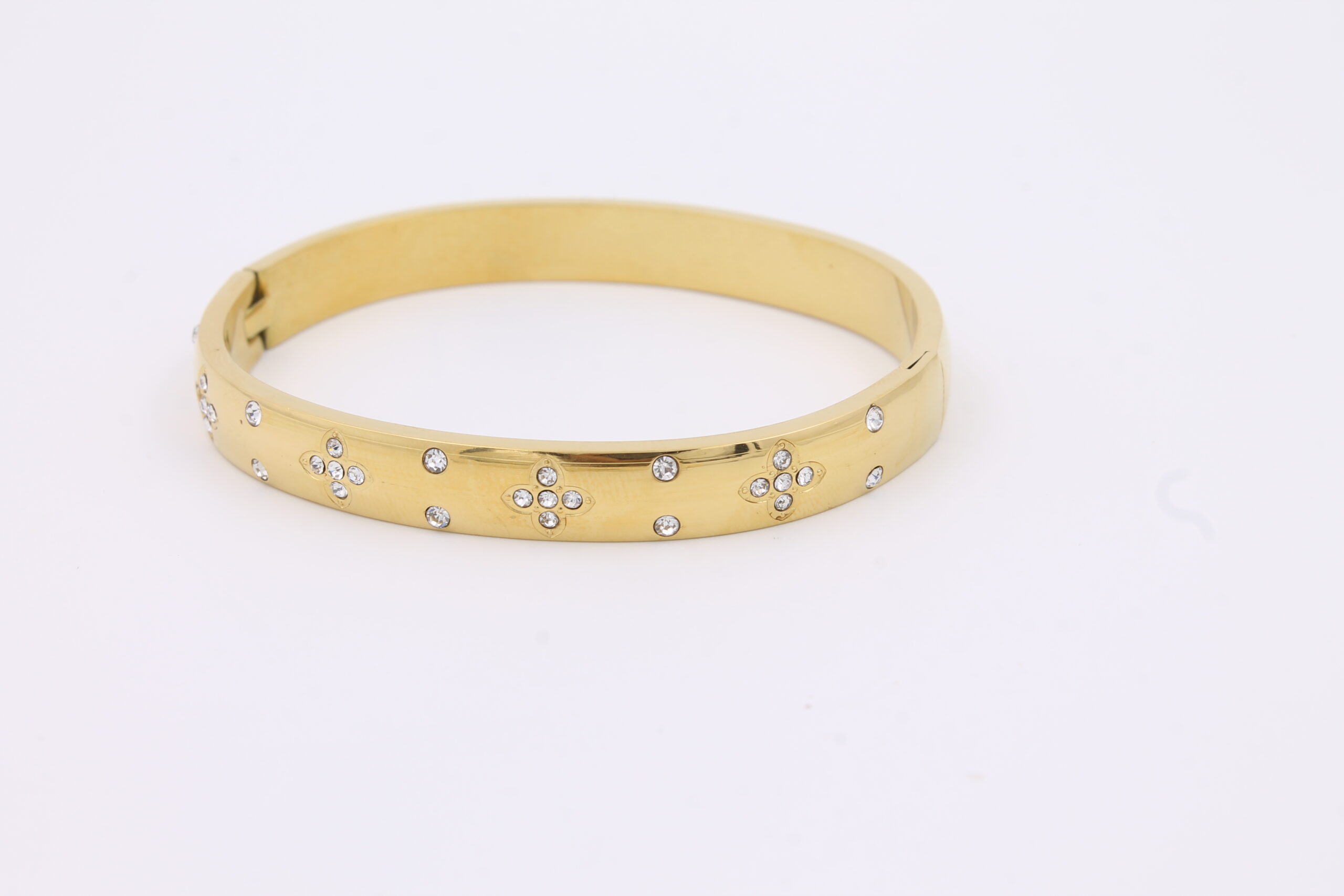 GOLDEN BRACELATE WITH AD DESIGN