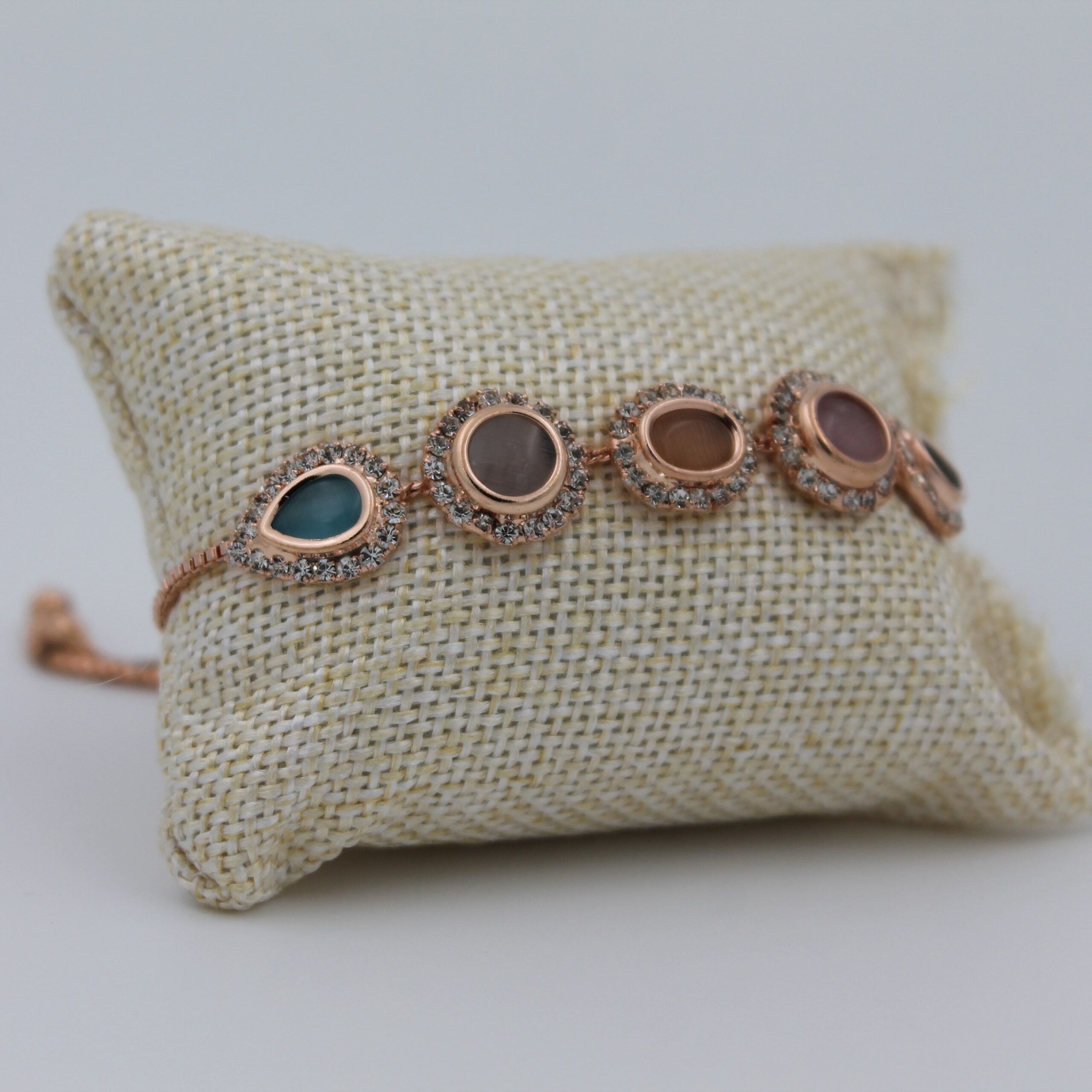 MULTICOLOUR STONE GOLDEN BRACELATE - Image 2